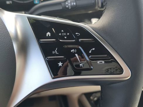 Used 2026 Mercedes-Benz GLA 250 image 12