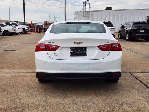 Used 2024 Chevrolet Malibu LT FWD image 7