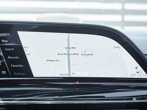 Used 2023 Cadillac Escalade V w/ LPO, ONYX Package image 82