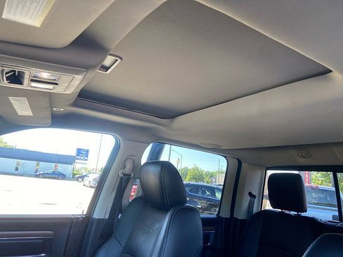 Used 2017 RAM 1500 Laramie AWD/4WD image 13