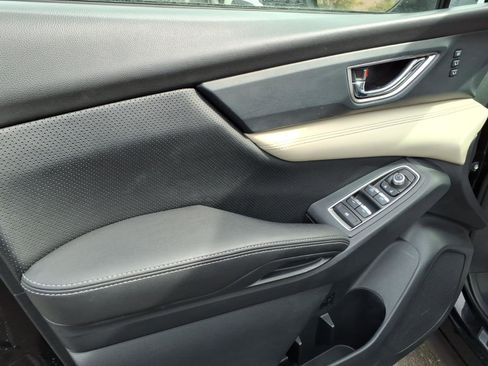 Used 2019 Subaru Ascent Limited image 10