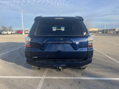 Used 2020 Toyota 4Runner SR5 image 7