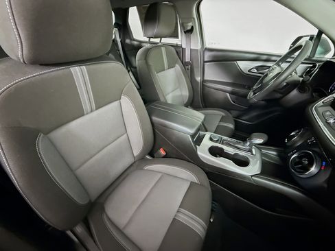 Used 2024 Chevrolet Blazer LT image 34