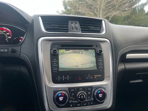 Used 2016 GMC Acadia SLT w/ Open Road Package image 19