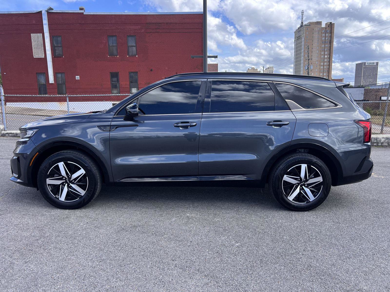 Used 2022 Kia Sorento EX w/ Panoramic Sunroof Package FWD image 33
