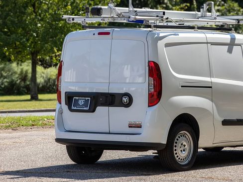 Used 2022 RAM ProMaster City Tradesman image 5