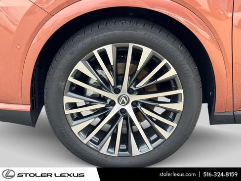 Used 2025 Lexus RX 350 w/ Convenience Package AWD/4WD image 9