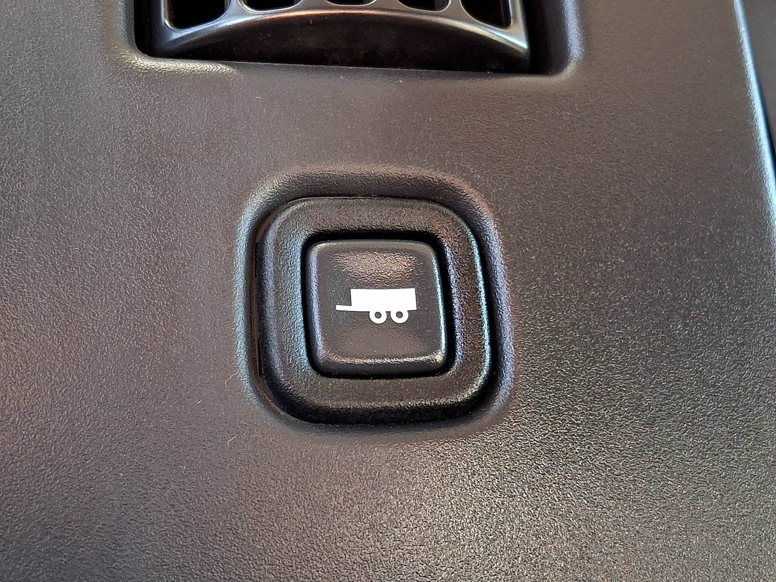 Certified 2025 GMC Savana 3500 LT w/ LT Preferred Equipment Group RWD image 22