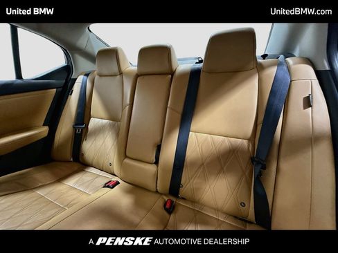 Used 2022 Nissan Sentra SV w/ SV Premium Package FWD image 12