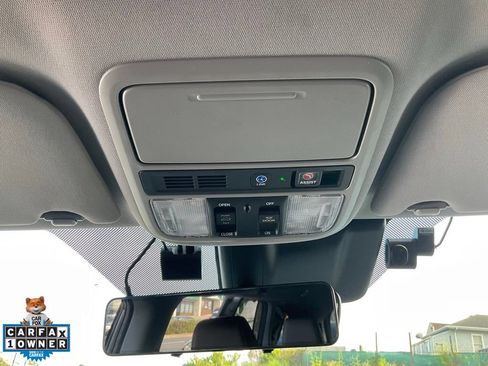 Used 2018 Honda Odyssey Touring image 48