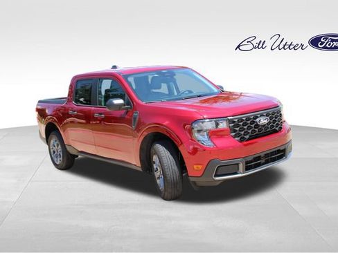 New 2026 Ford Maverick XLT FWD image 2