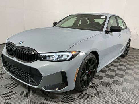 New 2026 BMW 330i Sedan w/ M Sport Package image 2