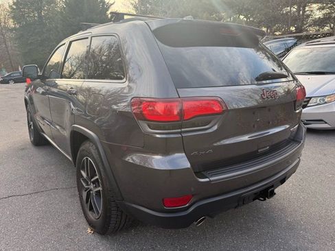 Used 2017 Jeep Grand Cherokee Trailhawk image 5