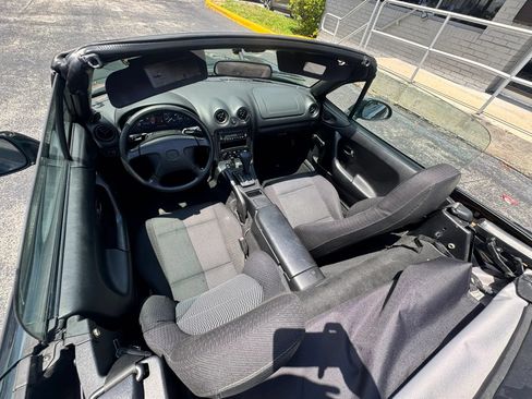 Used 1999 MAZDA MX-5 Miata RWD image 28