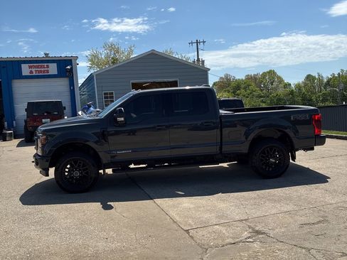 Used 2021 Ford F250 Lariat AWD/4WD image 5