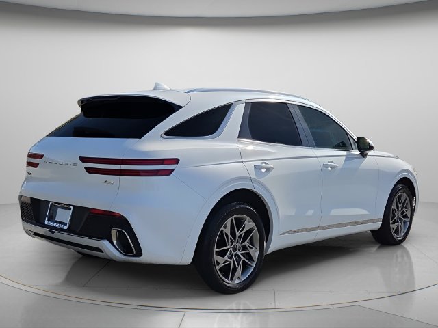 Used 2025 Genesis GV70 2.5T w/ Select Package AWD/4WD image 7