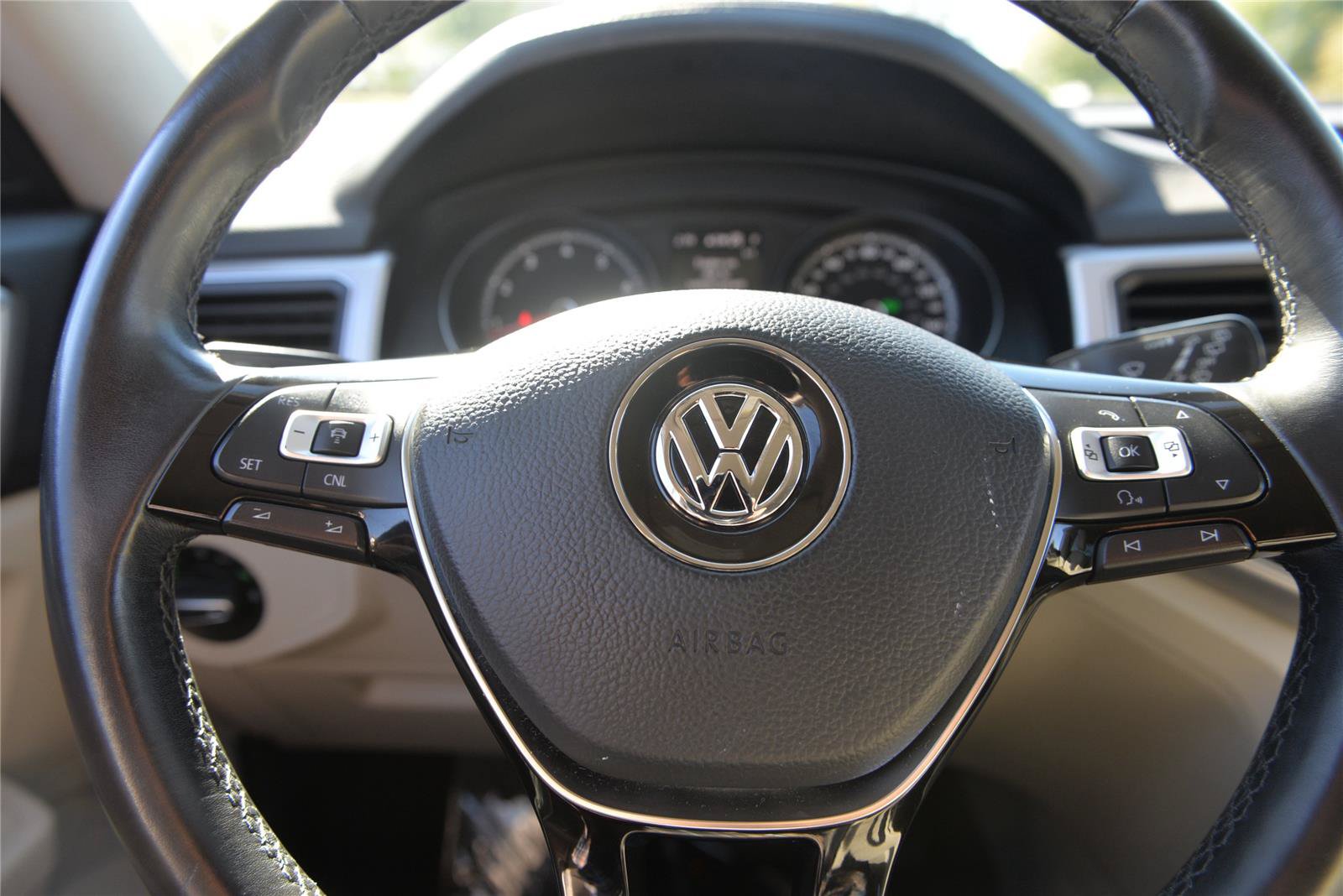 Used 2018 Volkswagen Atlas SE AWD/4WD image 33