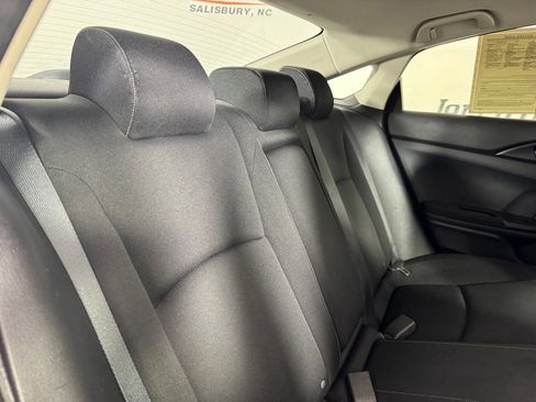 Used 2019 Honda Civic EX image 29