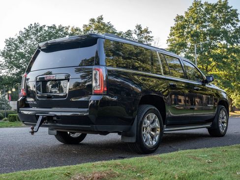 Used 2015 GMC Yukon XL SLT w/ Open Road Package RWD image 5