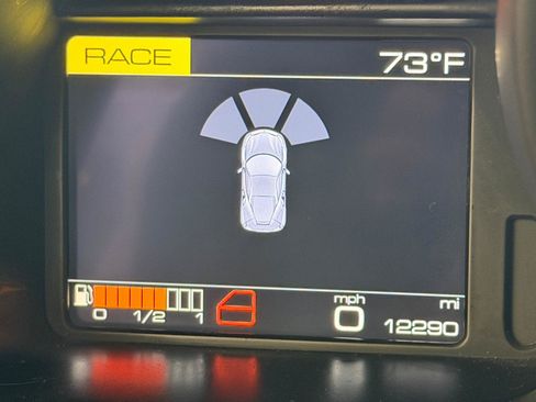 Used 2017 Ferrari 488 GTB RWD image 32