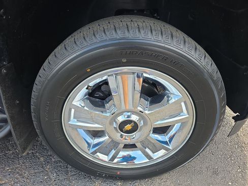 Used 2008 Chevrolet Silverado 1500 LT w/ Suspension Package, Off-Road AWD/4WD image 16