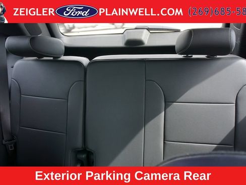 Used 2023 Chevrolet Traverse LT w/ LT Premium Package AWD/4WD image 13
