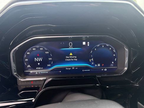 Used 2022 Chevrolet Silverado 1500 ZR2 image 20