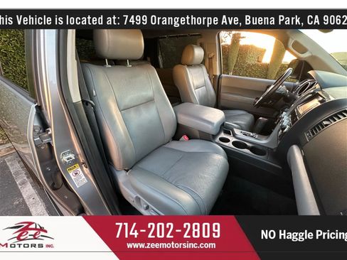Used 2013 Toyota Sequoia Platinum RWD image 21