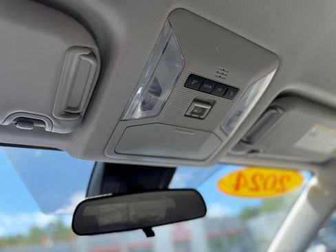 Used 2024 Toyota RAV4 XLE FWD image 14