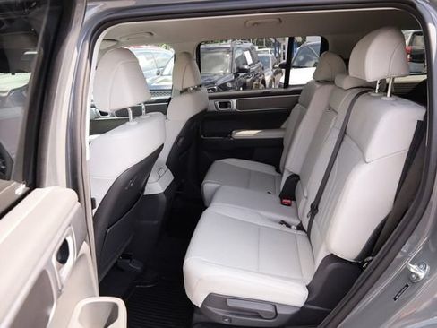 Used 2026 Hyundai Santa Fe SEL AWD/4WD image 11