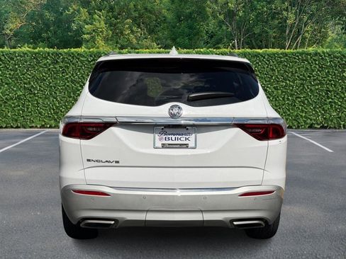 Used 2022 Buick Enclave Premium w/ Experience Buick Package FWD image 5