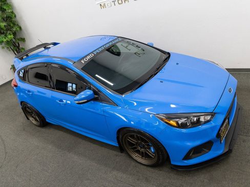 Used 2017 Ford Focus RS image 22