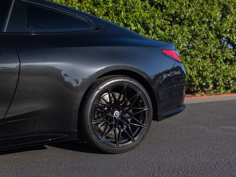 Used 2023 BMW M4 xDrive Competition AWD/4WD image 58