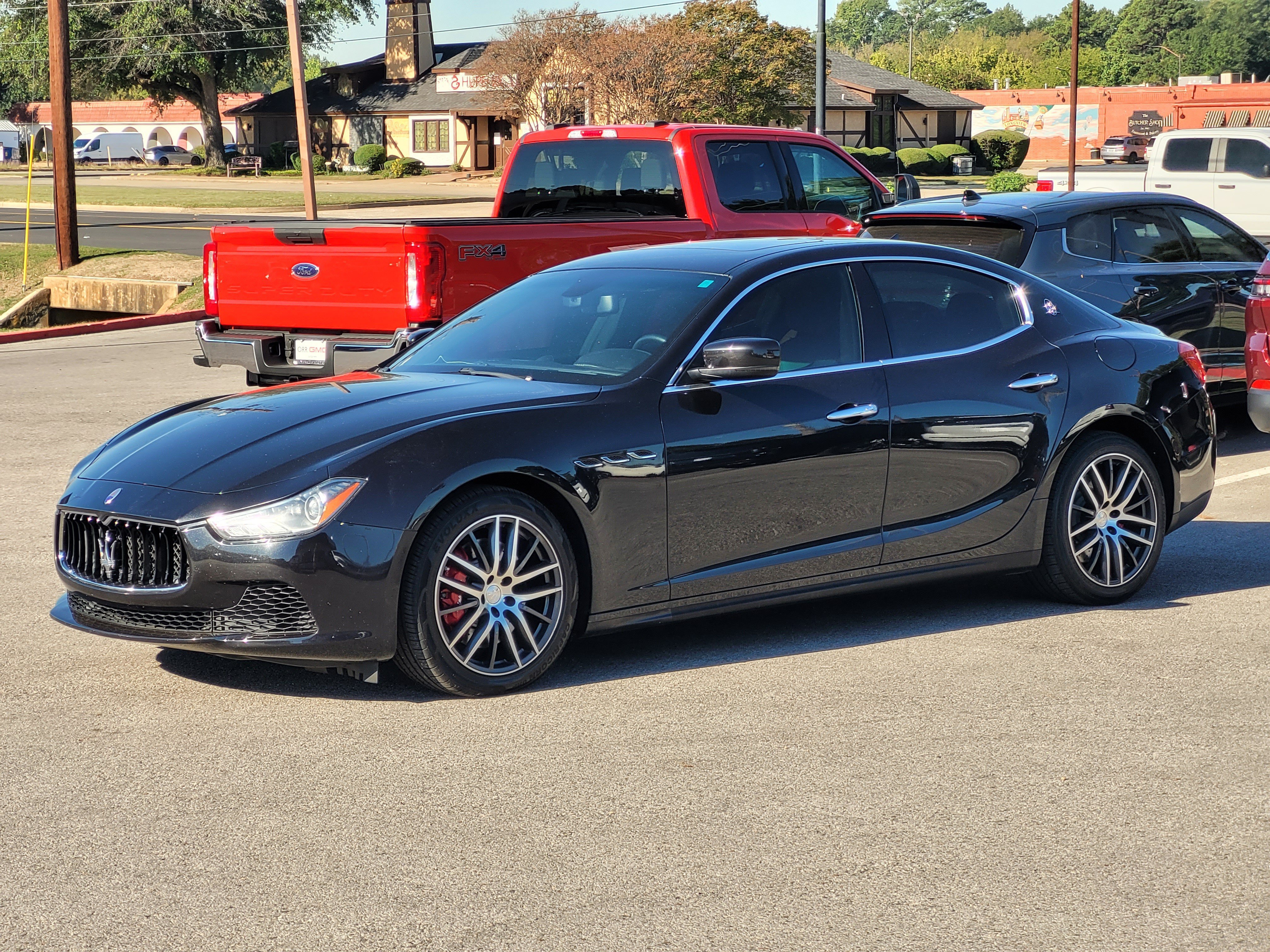 Used 2015 Maserati Ghibli RWD image 3