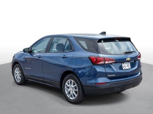 Used 2024 Chevrolet Equinox LS FWD image 6