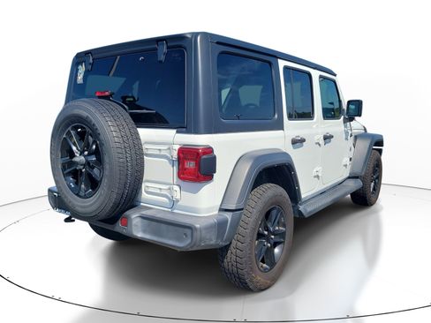 Used 2022 Jeep Wrangler Unlimited Sport AWD/4WD image 4