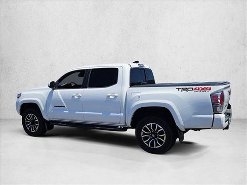 Used 2021 Toyota Tacoma TRD Sport w/ Technology Package AWD/4WD image 6