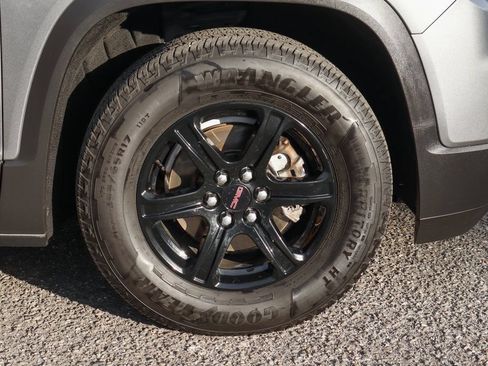 Used 2021 GMC Acadia AT4 w/ Trailering Package AWD/4WD image 53