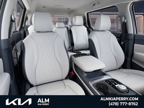 New 2026 Kia Carnival EX FWD image 15