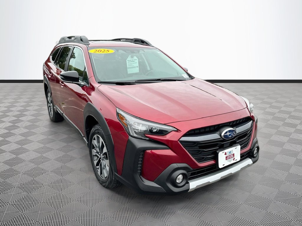 Certified 2025 Subaru Outback Limited w/ Tech Package 3 AWD/4WD image 3