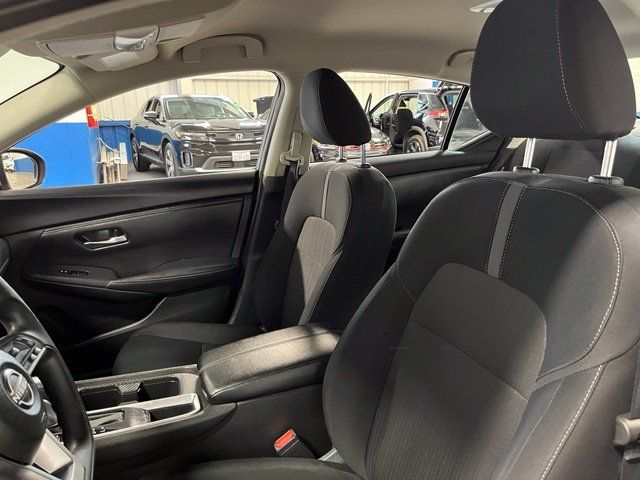 Used 2024 Nissan Sentra SV FWD image 24