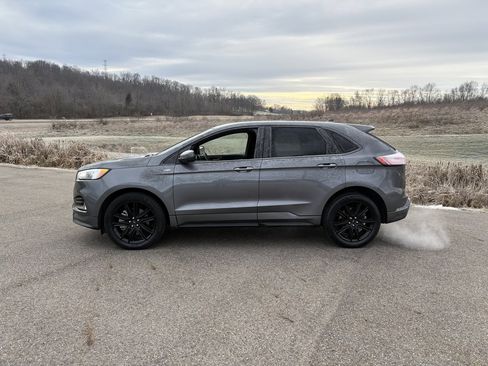 Used 2022 Ford Edge ST-Line image 2