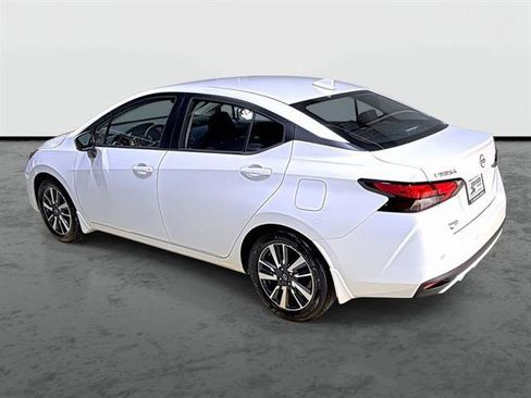 Used 2025 Nissan Versa SV w/ Trunk Package FWD image 2
