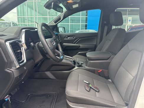 Used 2024 GMC Canyon Elevation w/ Convenience Package RWD image 7