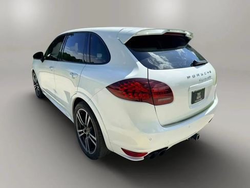 Used 2013 Porsche Cayenne GTS AWD/4WD image 8