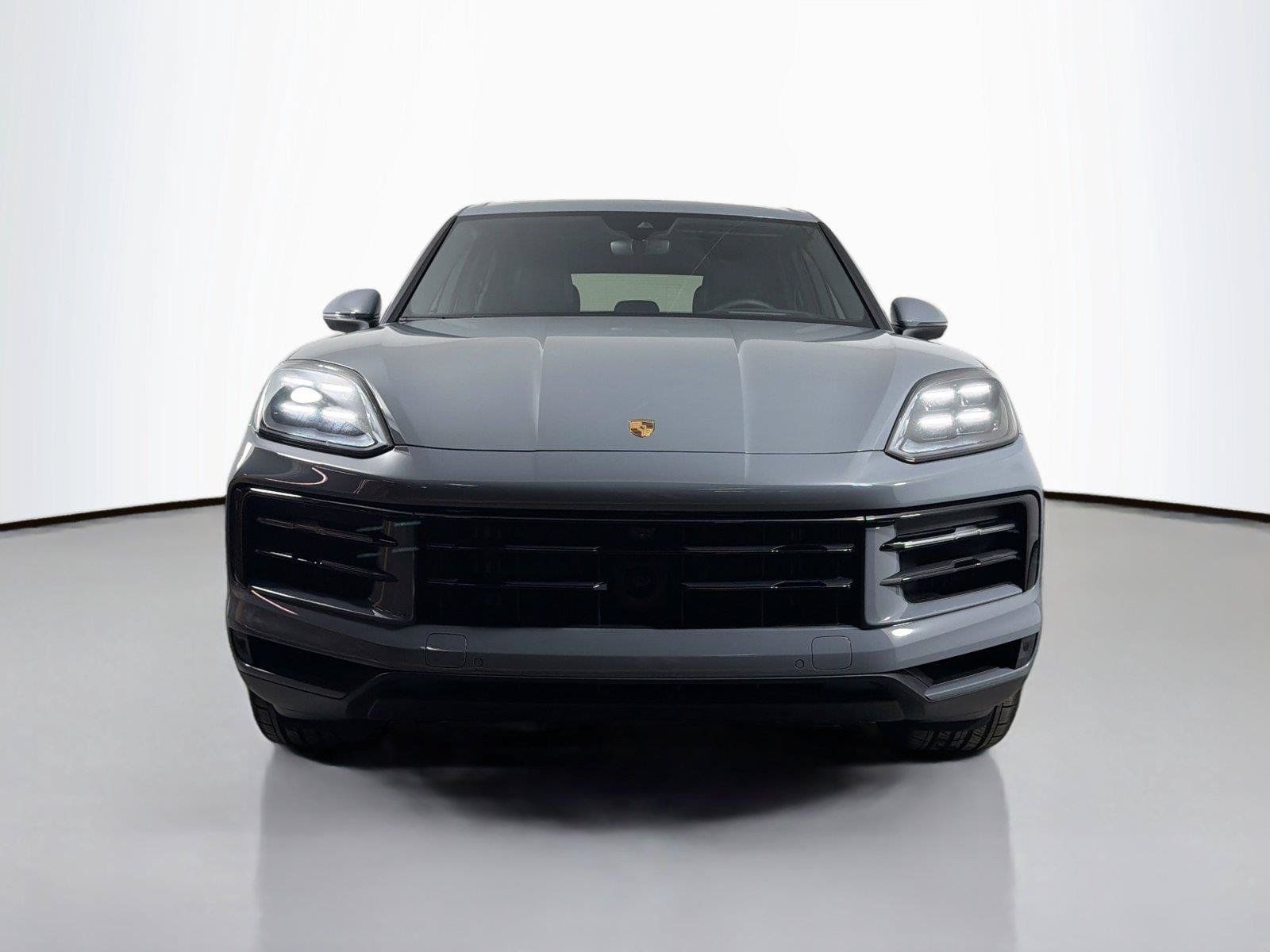 Certified 2025 Porsche Cayenne AWD/4WD image 10