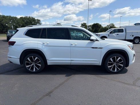Used 2025 Volkswagen Atlas SEL Premium R-Line AWD/4WD image 6