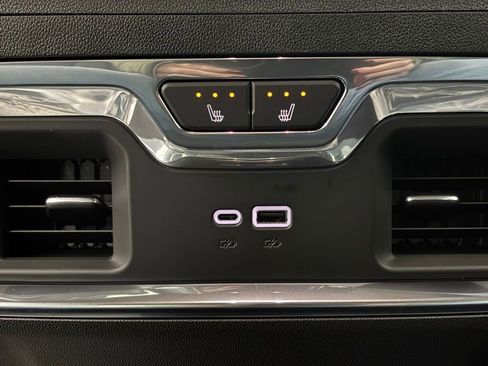 New 2026 GMC Sierra 1500 Denali w/ Denali Reserve Package image 7