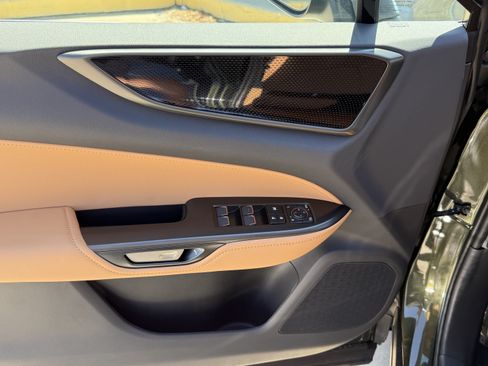 New 2026 Lexus NX 350 AWD image 18