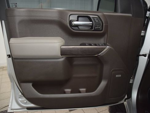 Used 2019 Chevrolet Silverado 1500 LTZ w/ LTZ Premium Package AWD/4WD image 52